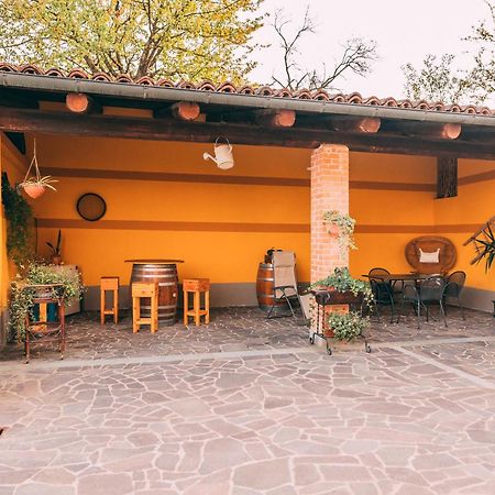 Agriturismo Cascina Barin Roddi Eksteriør billede