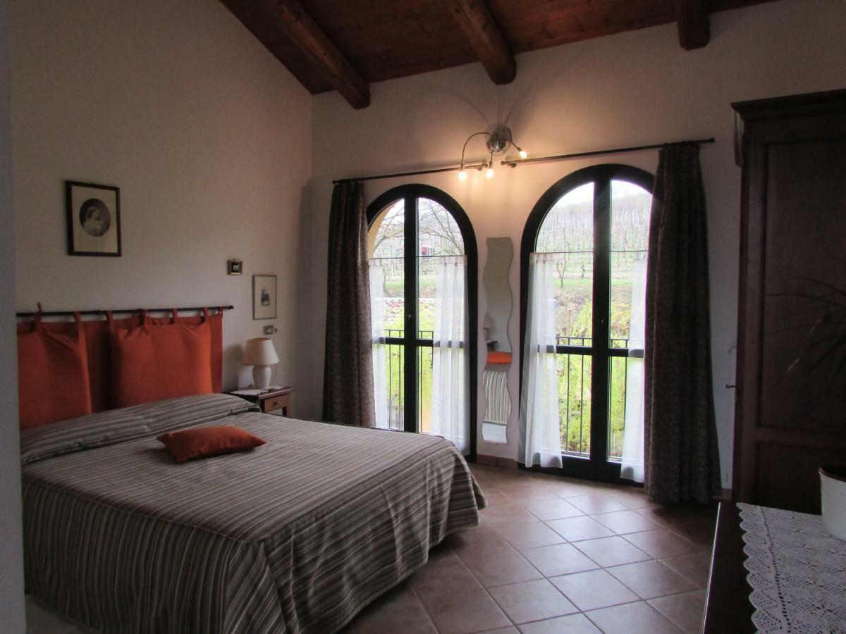 Agriturismo Cascina Barin Roddi Eksteriør billede
