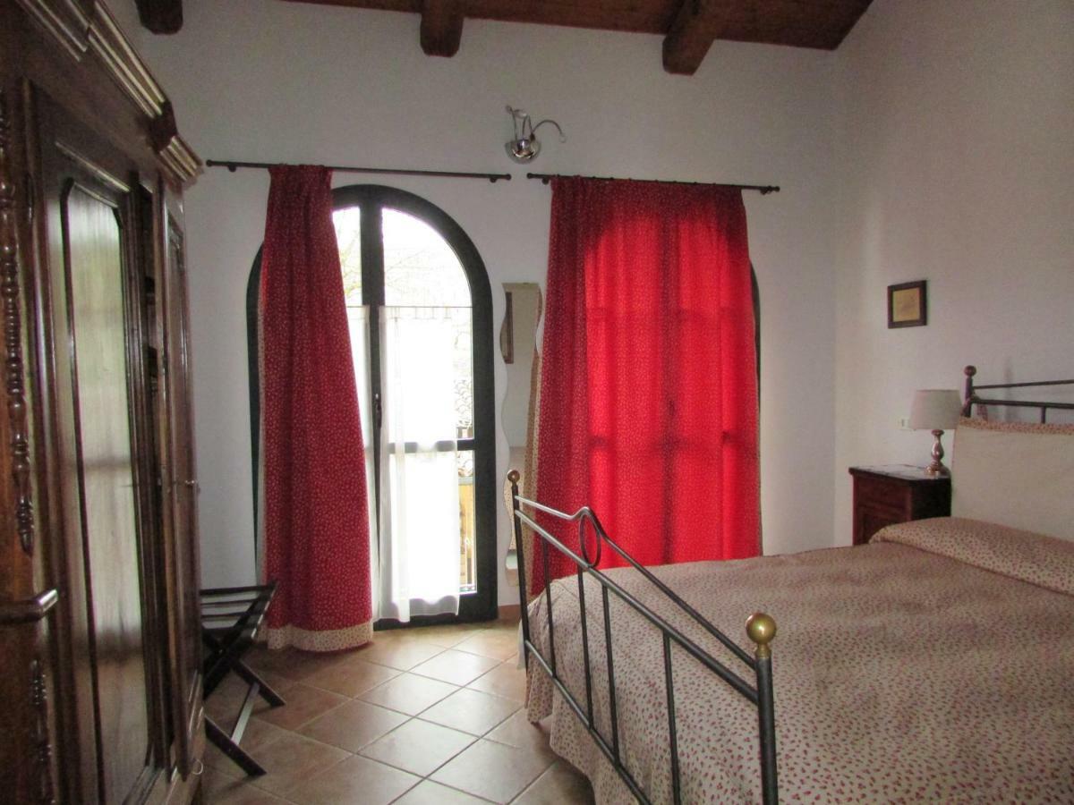 Agriturismo Cascina Barin Roddi Eksteriør billede