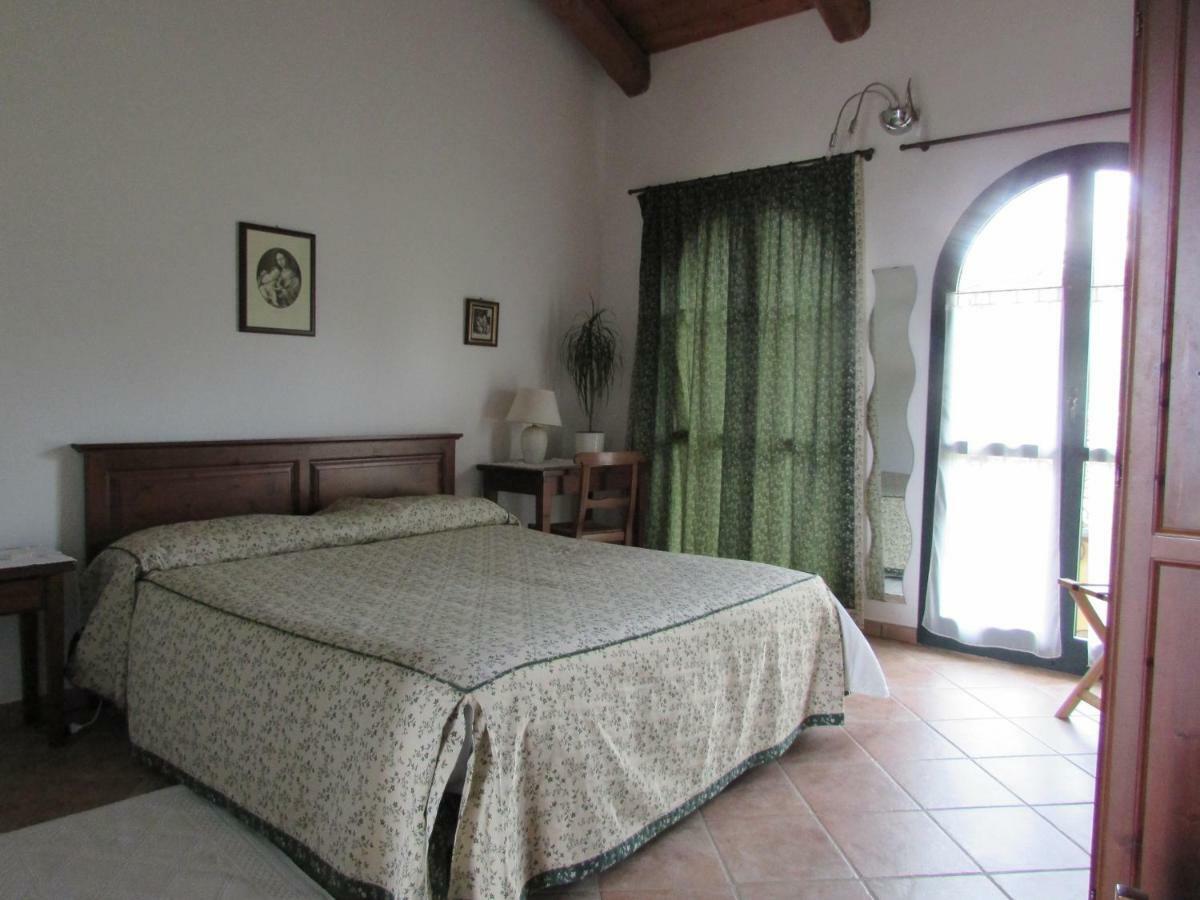 Agriturismo Cascina Barin Roddi Eksteriør billede